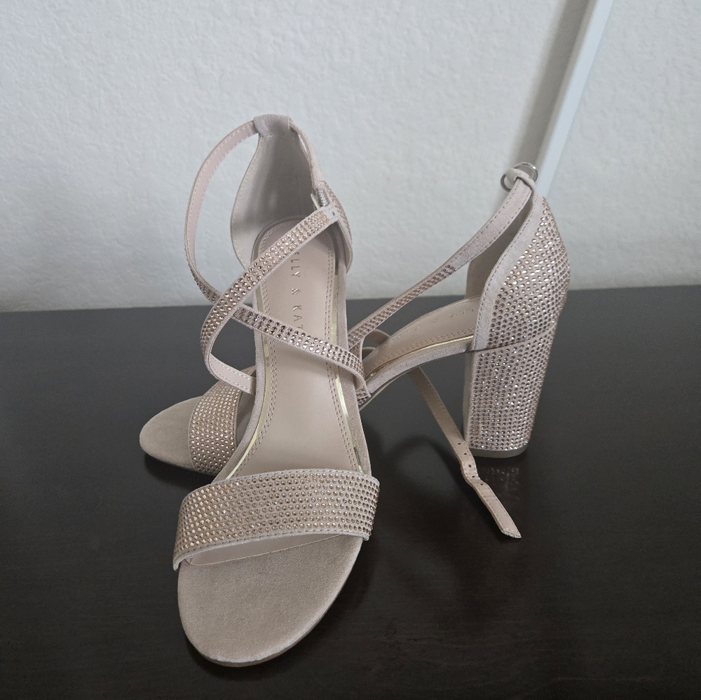 New Without Tags, Kelly & Katie Women's Strappy Sandals - Nude